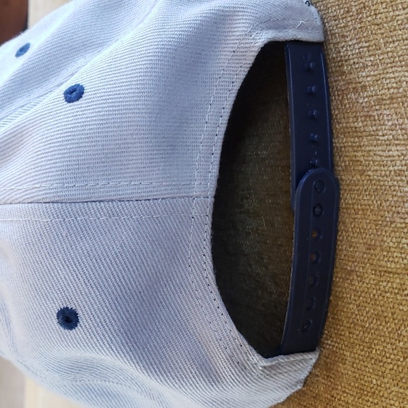 Pink Dolphin Snapback - Picture 3 of 7